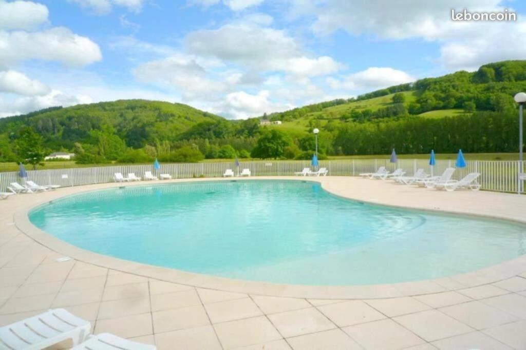 T3 La Savane Saint Geniez D'Olt 2 Piscines Chauffees Dans Une Charmante Residence De Vacances Bagian luar foto