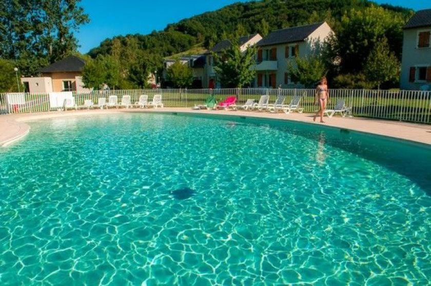 T3 La Savane Saint Geniez D'Olt 2 Piscines Chauffees Dans Une Charmante Residence De Vacances Bagian luar foto